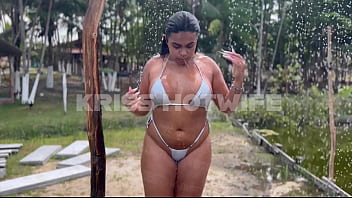 Oi amor estou com bastante tesão você consegue me ajudar vem dar uma conferida