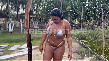 Oi amor estou com bastante tesão você consegue me ajudar vem dar uma conferida