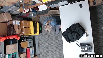 Sweetie hottie babe emma hix fucks a big dick for pleasure