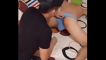 Niño Me Chupa El Culo Con Mi Bikini Puesto thumbnail