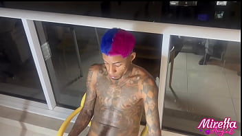 O safado tomou azulsinho pra aguenyar mais tempo a puta sofreu na rola