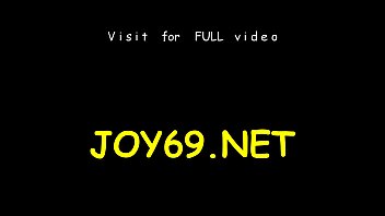 Honey acquires orgasm of a solo play