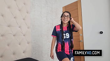 Horny teen seduce stepdad by showing him her wet pussy and getting a creampie after