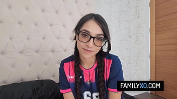 Horny teen seduce stepdad by showing him her wet pussy and getting a creampie after