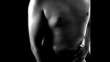 Cuerpo brillos o y aceitado