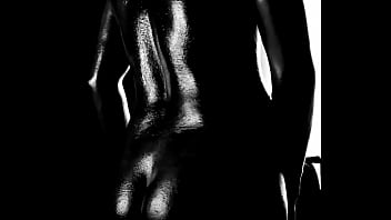 Cuerpo brillos o y aceitado