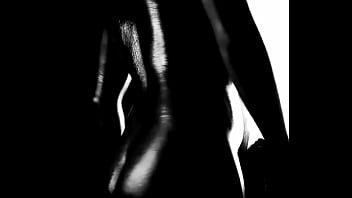 Cuerpo brillos o y aceitado