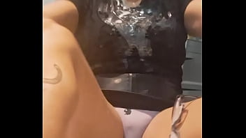 Os safados casados me fizeram isso mas não quiseram mostrar nem os cacetes esperando outros safados com muita porra pra novas gozadas na minha boca cara