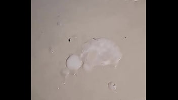 Os safados casados me fizeram isso mas não quiseram mostrar nem os cacetes esperando outros safados com muita porra pra novas gozadas na minha boca cara