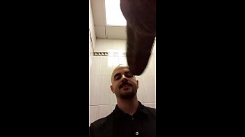 Sucking Huge Dick In Public Wc thumbnail