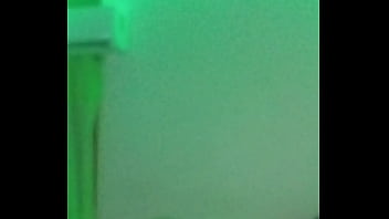 Mi maestra colombiana chupa mi verga hasta obtener un dulce orgasmo