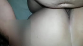 Vadia mestruada dando o rabo