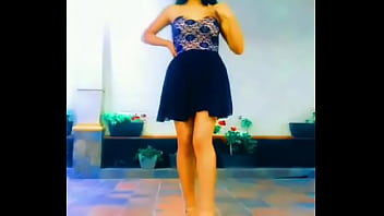 Bailando frente a mi cámara por el celular