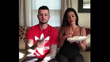 Liz la pishulita tienta a lucas