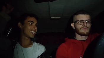 Dei Carona Pra Um Rapaz Veja No Que Deu thumbnail