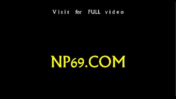 Dude drills a constricted poon tang