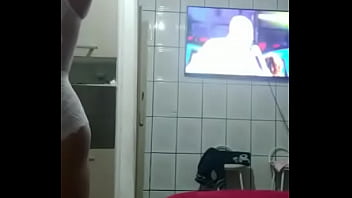 Morena safada rebolando