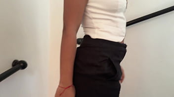 Cachonda morena quiere ver como follo