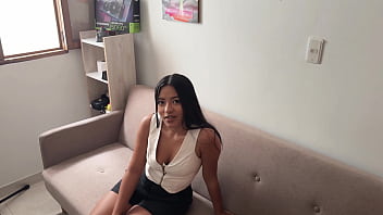 Cachonda morena quiere ver como follo