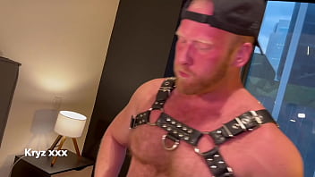 Hombre Musculoso Me Somete Para Su Placer 1 thumbnail