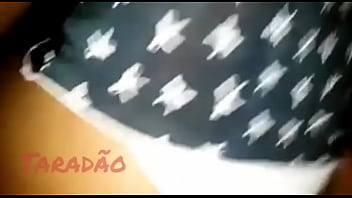 Safada sentando gostoso