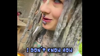 Playing the desperate housewife for some entertainment what’s your favorite fun role to play #desperatehousew