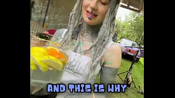 Playing the desperate housewife for some entertainment what’s your favorite fun role to play #desperatehousew