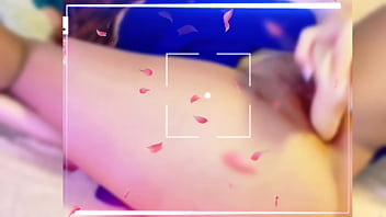 Dildo penetration through tan pantyhose and squirt