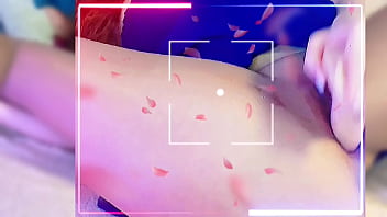 Dildo penetration through tan pantyhose and squirt