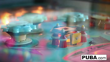 Sexy babe fucks herself