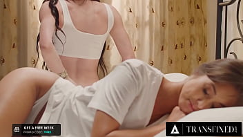 Trans Babe Has Romantic Sex With Her Gf thumbnail