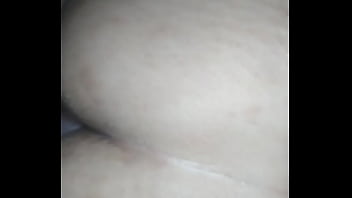 Colocando na esposa bem devagar