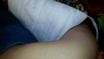 Ami mujer le doy por el culo o por atras antes de echarnos a domir