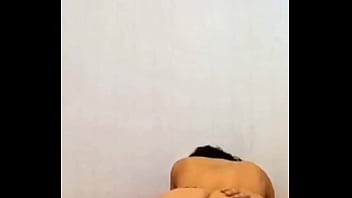 Sentada brutal da novinha da bunda grande