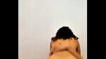 Sentada brutal da novinha da bunda grande