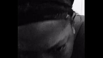 Bigassjuicy swallows an eat rod