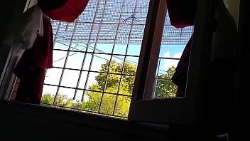 Pajeandome Con La Ventana Abierta En Pleno Dia thumbnail