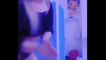 Ecuatoriana guapa bailarina