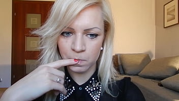 Jesika 22 yr old blonde non nude sfw webcam