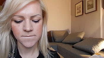 Jesika 22 yr old blonde non nude sfw webcam