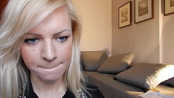 Jesika 22 yr old blonde non nude sfw webcam