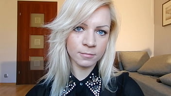 Jesika 22 yr old blonde non nude sfw webcam