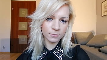 Jesika 22 yr old blonde non nude sfw webcam