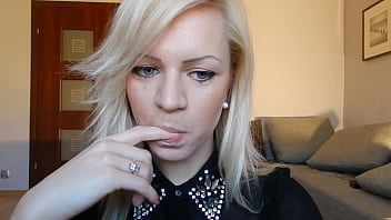 Jesika 22 yr old blonde non nude sfw webcam