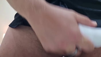 Strappo le mutande per te e poi ti sborro in bocca ansima e geme con sega veloce e cazzo durissimo con sputi sul pisello e sculacciate con slip sexy e un buco del culo da leccare sexy