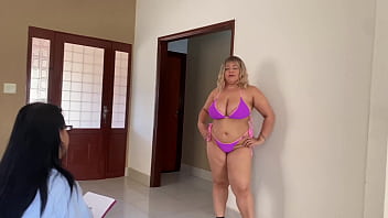 Big breast sucking lesbians in bikinis