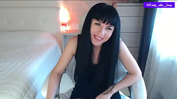 Little titty brunette m'lady pussy pleasin' funtime