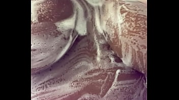 Shower 1st so daddy can suck on my girlss