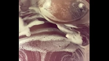 Shower 1st so daddy can suck on my girlss