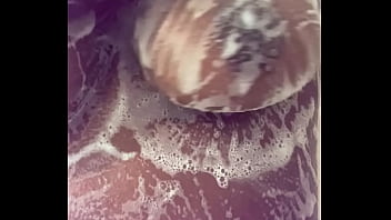 Shower 1st so daddy can suck on my girlss